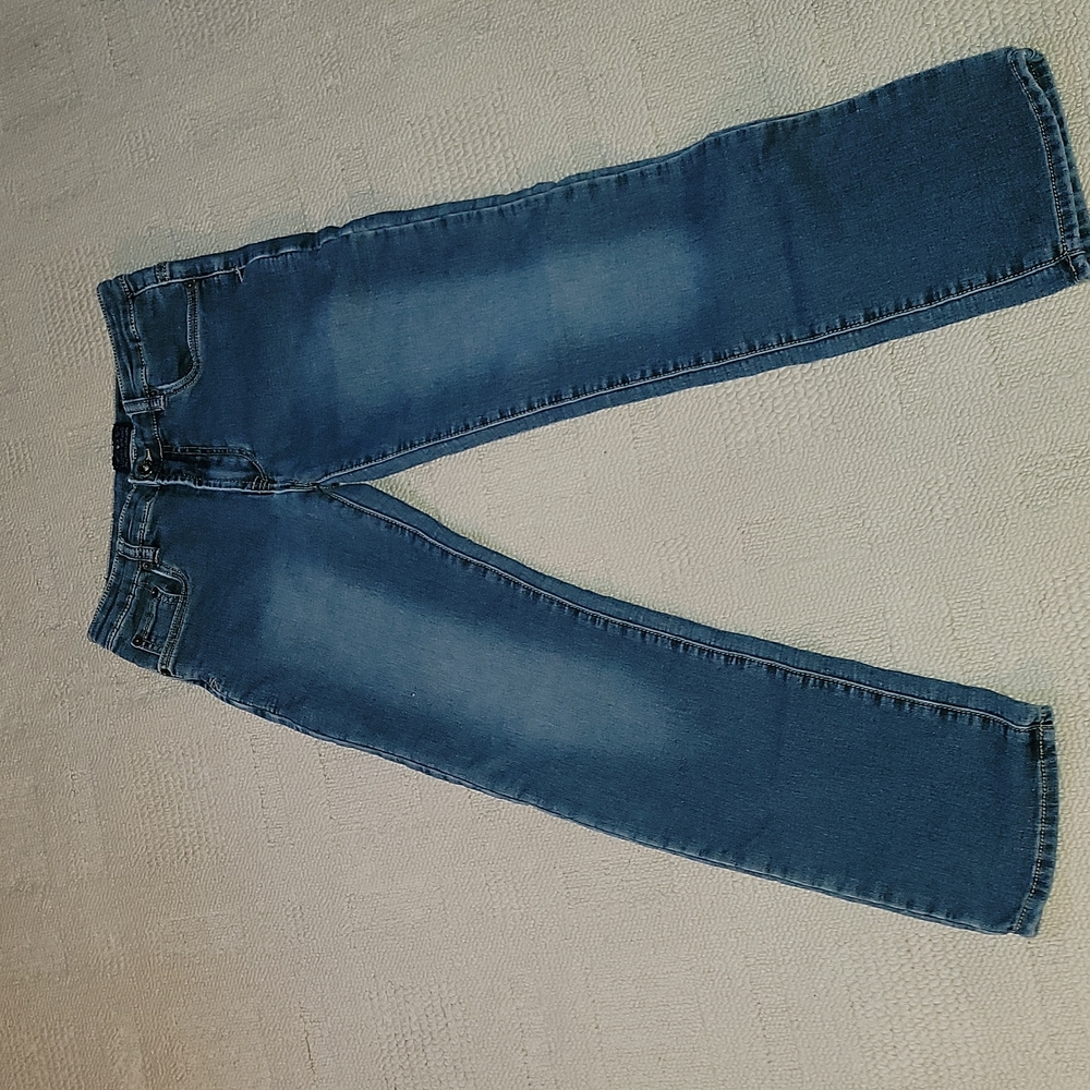 LUCKY BRAND STRAIGHT CUT BOY'S JEANS.
